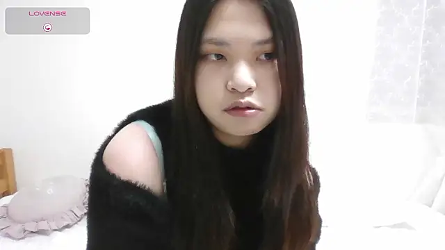 Snapshot of popochama_ chatting on February 16, 2026, 3:32 pm popochama online show from February 16, 2026, 3:32 pm