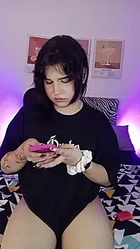 Daniellesins1 online show from March 20, 2026, 4:35 am