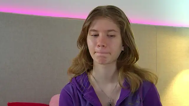 MilaMaelis online show from March 19, 2026, 7:58 pm