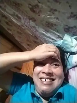 Snapshot of May_Bombs chatting on February 8, 2026, 9:07 am May Bombs online show from February 8, 2026, 9:07 am