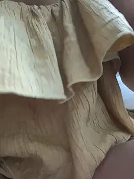 Miu Xinh online show from March 17, 2026, 5:49 pm