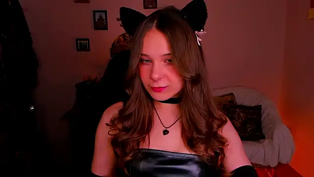 Snapshot of LanaLovely chatting on May 20, 2026, 6:32 am LanaLovely online show from May 20, 2026, 6:32 am