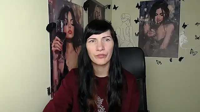 Snapshot of Rosalinda_ro chatting on May 13, 2026, 6:04 pm Rosalinda ro online show from May 13, 2026, 6:04 pm