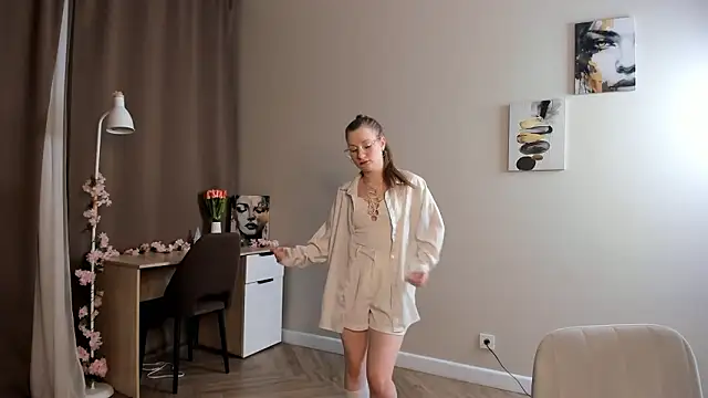 VictorMencia online show from February 12, 2026, 7:02 pm