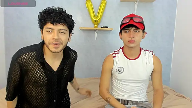 Snapshot of Eliotkinky chatting on February 24, 2026, 2:40 pm Eliotkinky online show from February 24, 2026, 2:40 pm