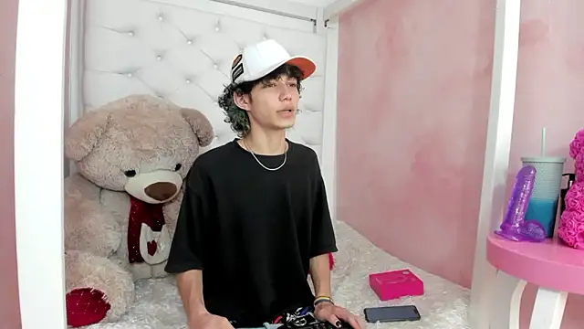 thanier 18 online show from February 11, 2026, 7:47 pm