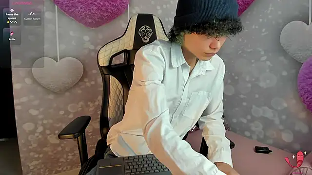 thanier 18 online show from February 21, 2026, 7:27 pm