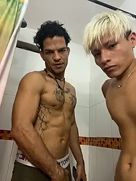 MaxyRyan online show from March 8, 2026, 6:49 am