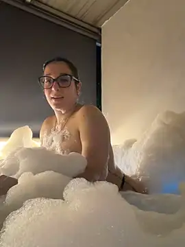 lexyblake10 online show from April 11, 2026, 11:52 pm