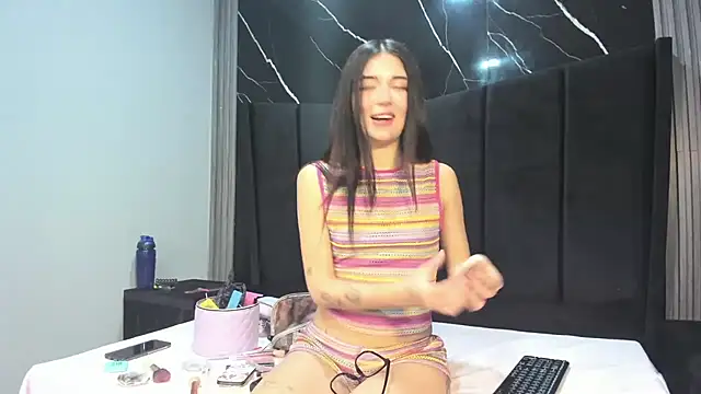 Snapshot of LunaSmithly chatting on February 23, 2026, 3:12 pm LunaSmithly online show from February 23, 2026, 3:12 pm