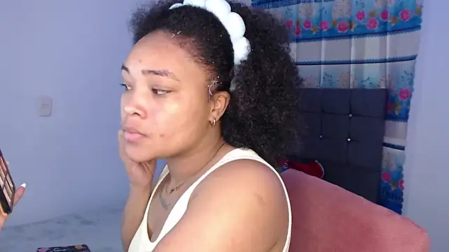 Snapshot of latin_riahnna_jp chatting on June 17, 2026, 10:14 am latin riahnna jp online show from June 17, 2026, 10:14 am