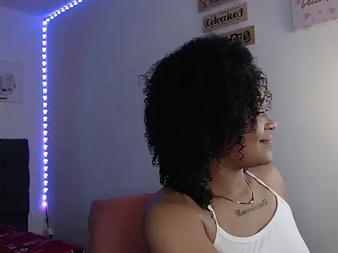 latin riahnna jp online show from March 11, 2026, 11:43 pm