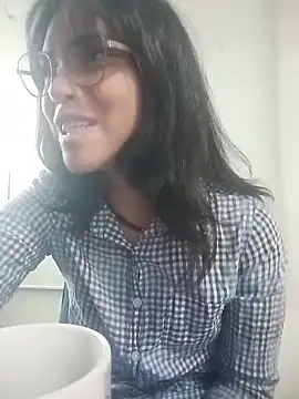 Snapshot of Maggyx chatting on February 20, 2026, 1:24 pm Maggyx online show from February 20, 2026, 1:24 pm