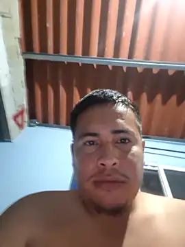 LuzSantoDeEmmanuel online show from April 14, 2026, 2:38 am