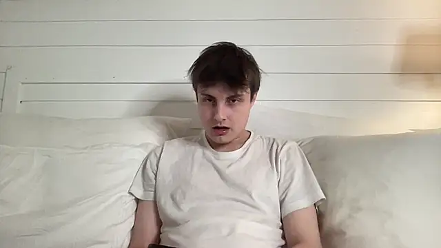 NoahhSkye online show from February 12, 2026, 8:30 pm