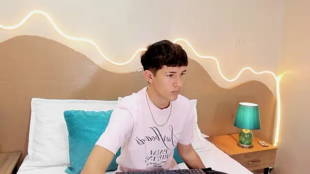 Christian Foxx online show from March 24, 2026, 1:44 pm