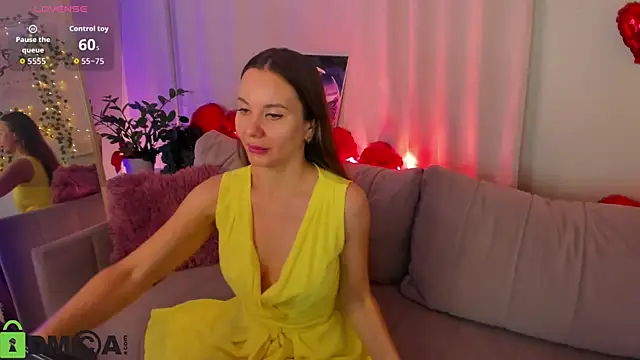 Snapshot of Katrina_Jones_ chatting on February 18, 2026, 3:26 am Katrina Jones online show from February 18, 2026, 3:26 am