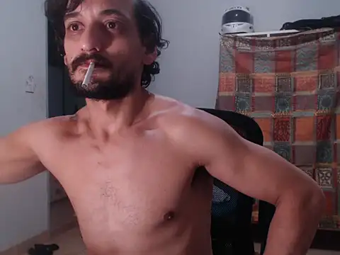 Snapshot of luli-indio chatting on February 17, 2026, 11:46 pm luli-indio online show from February 17, 2026, 11:46 pm