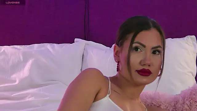 Snapshot of CellineHudson chatting on February 21, 2026, 9:28 pm CellineHudson online show from February 21, 2026, 9:28 pm