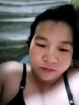 Snapshot of Erika--006 chatting on February 11, 2026, 11:37 pm Erika--006 online show from February 11, 2026, 11:37 pm