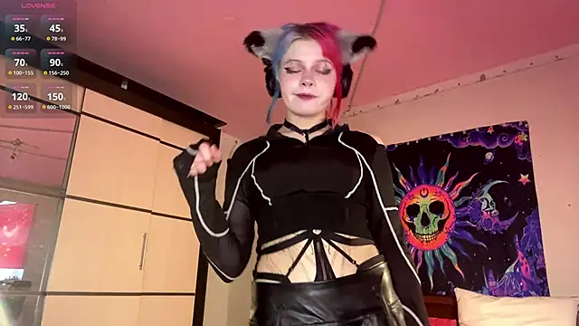 Snapshot of MeowMixer chatting on February 27, 2026, 2:39 pm MeowMixer online show from February 27, 2026, 2:39 pm