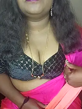 Snapshot of Archana_achu143 chatting on February 10, 2026, 7:40 am Archana achu143 online show from February 10, 2026, 7:40 am