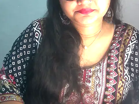 Snapshot of Saniya_K2 chatting on February 17, 2026, 6:16 pm Saniya K2 online show from February 17, 2026, 6:16 pm