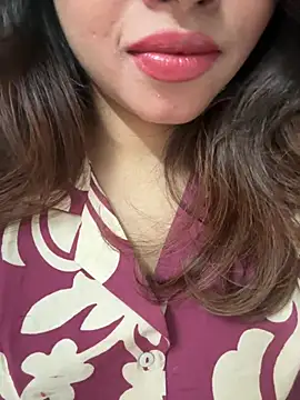 riya sharma11 online show from February 26, 2026, 12:21 am