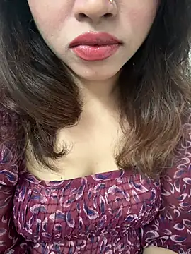 riya sharma11 online show from February 15, 2026, 1:43 pm