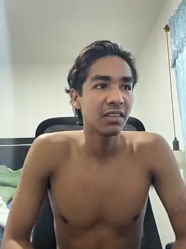 Snapshot of Pedestal_diamant chatting on February 24, 2026, 7:59 pm Pedestal diamant online show from February 24, 2026, 7:59 pm