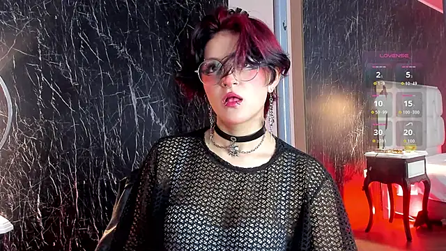 YuuMiko online show from March 13, 2026, 12:32 pm