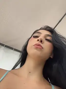 Snapshot of BadLilAngelXXX chatting on April 29, 2026, 1:15 pm BadLilAngelXXX online show from April 29, 2026, 1:15 pm