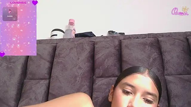 ScarlettMus online show from April 6, 2026, 8:54 pm