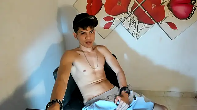 Jesshot bigcock20cm online show from May 31, 2026, 5:46 am