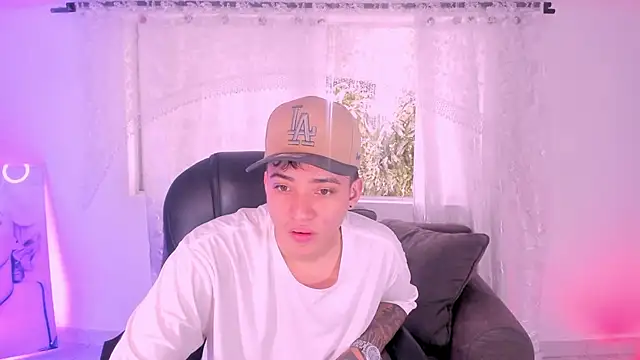 Wesleey-Boy online show from March 30, 2026, 8:21 pm