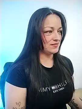 Ivanna Greey1 online show from February 18, 2026, 9:00 pm