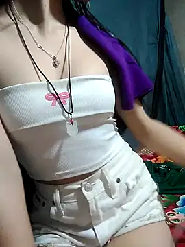 DoliceGirl2k online show from April 3, 2026, 2:34 pm