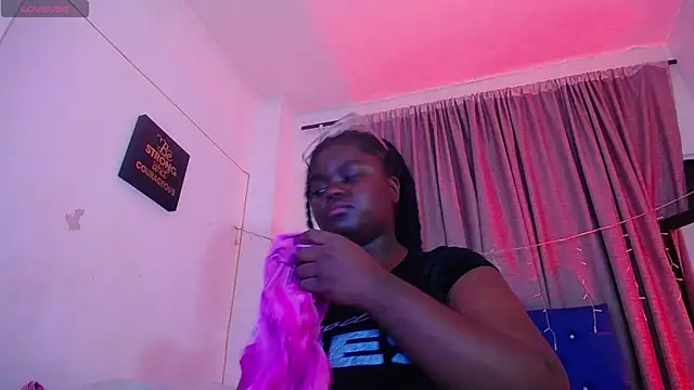 Snapshot of neighbor-ebony chatting on June 24, 2026, 3:16 am neighbor-ebony online show from June 24, 2026, 3:16 am