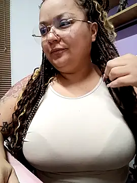 SweettSin online show from February 18, 2026, 12:45 pm