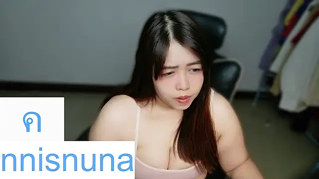 Snapshot of nunanunanuna chatting on May 23, 2026, 11:42 am nunanunanuna online show from May 23, 2026, 11:42 am