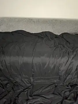 Ebony Queeen online show from April 15, 2026, 1:26 pm