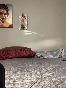 Snapshot of Ebony_Queeen chatting on February 20, 2026, 10:44 pm Ebony Queeen online show from February 20, 2026, 10:44 pm