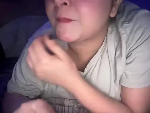 Hersheykaur online show from February 14, 2026, 9:37 pm