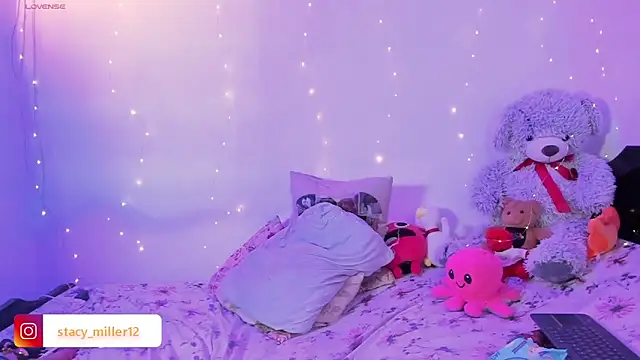 Stacy millerr1 online show from March 23, 2026, 11:10 am