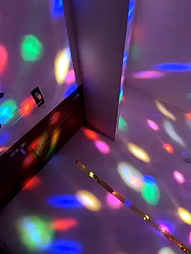 wildboyheart online show from April 17, 2026, 4:21 pm