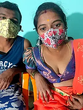 Snapshot of Tamilkannadacouple chatting on February 9, 2026, 5:38 am Tamilkannadacouple online show from February 9, 2026, 5:38 am