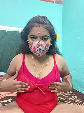 Snapshot of Tamilkannadacouple chatting on February 16, 2026, 6:01 am Tamilkannadacouple online show from February 16, 2026, 6:01 am