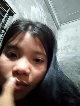 camtu00 online show from February 12, 2026, 2:39 pm