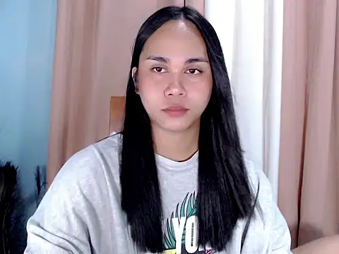 Snapshot of _Thegirlnextdoor69 chatting on February 5, 2026, 7:10 pm Thegirlnextdoor69 online show from February 5, 2026, 7:10 pm