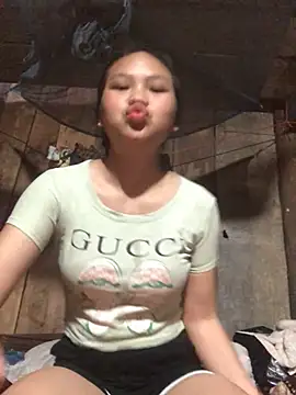 Snapshot of nonakana chatting on March 1, 2026, 8:14 am nonakana online show from March 1, 2026, 8:14 am